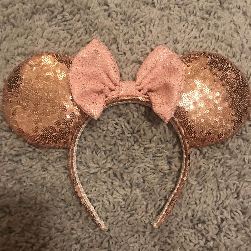 Hand made Rose Gold Minnie Mouse ears
